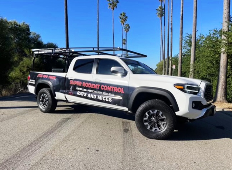 Super Rodent Control technician truck